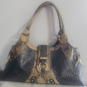 EUC SHARIF WESTERN EMBOSSED SNAKE SKIN LEATHER  SHOULDER BAG